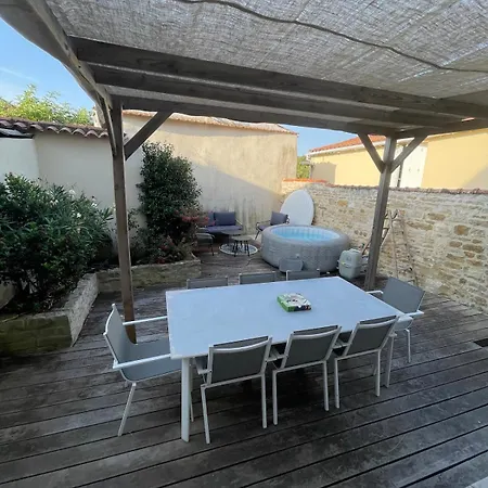 Hébergement de vacances Maison En Pierre à 25min De La Rochelle *
