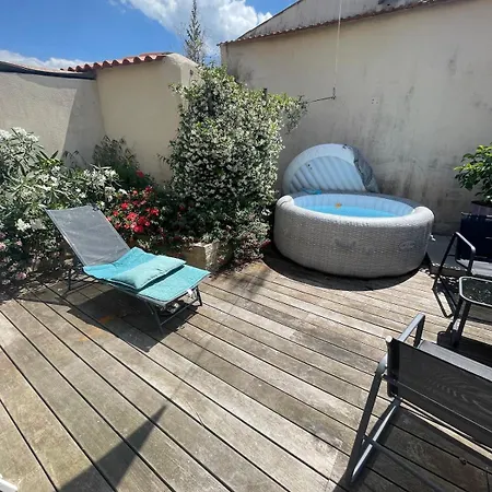 Casa de Férias Maison En Pierre à 25min De La Rochelle Marans (Charente-Maritime)