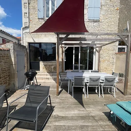 Maison En Pierre à 25min De La Rochelle