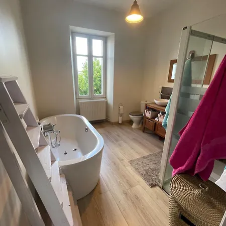 Maison En Pierre à 25min De La Rochelle Marans (Charente-Maritime)